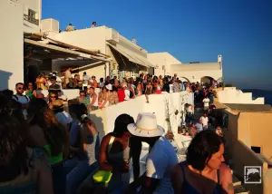 Oia  - SANTORINI