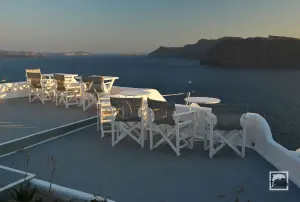 Oia  - SANTORINI