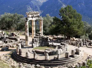 Delphi Tholos of Athena Pronaia  - GREECE
