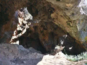 Chirospilia Cave  - LEFKADA