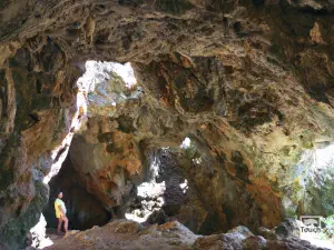 Chirospilia Cave  - LEFKADA