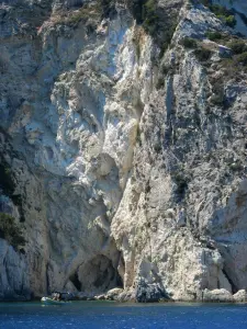 Caves  - MARATHONISI