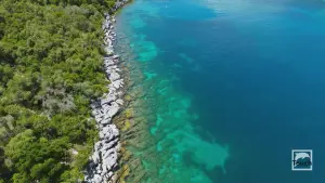 Elia Beach  - MEGANISSI