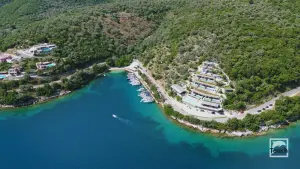 Karnagio Beach  - MEGANISSI