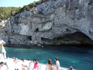 Papanikolaos Cave  - MEGANISSI