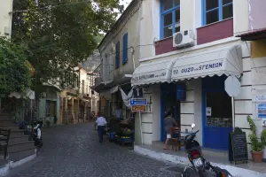 Plomari  - LESVOS