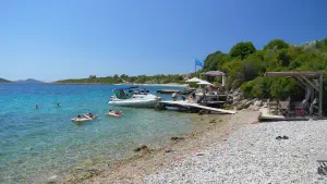 Glyfa Beach - Suelto Bar  - ALONISSOSI