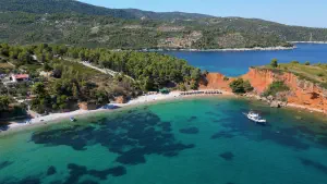 Kokkinokastro Beach  - ALONISSOSI